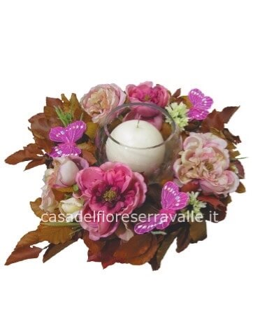 Coroncina di fiori assortiti con candela