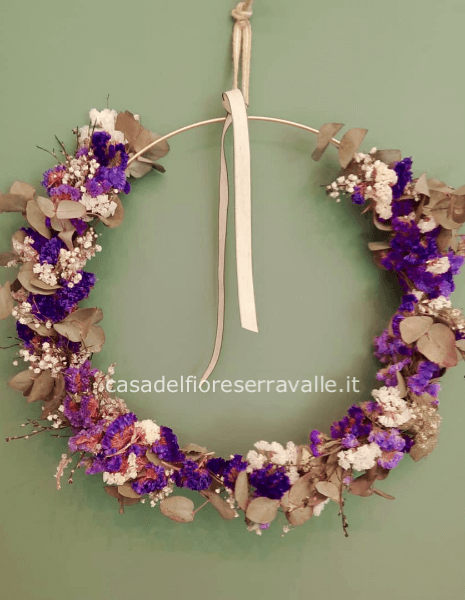 Ghirlanda di fiori secchi